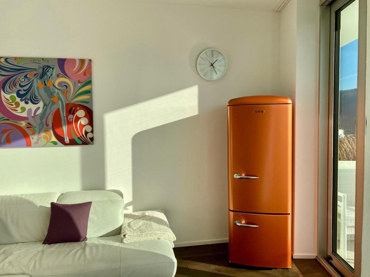 Weingut-Aparthotel Olinger Мерінґ Екстер'єр фото