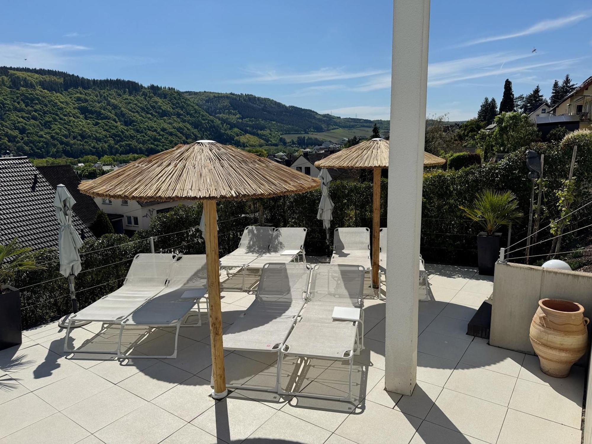 Weingut-Aparthotel Olinger Мерінґ Екстер'єр фото